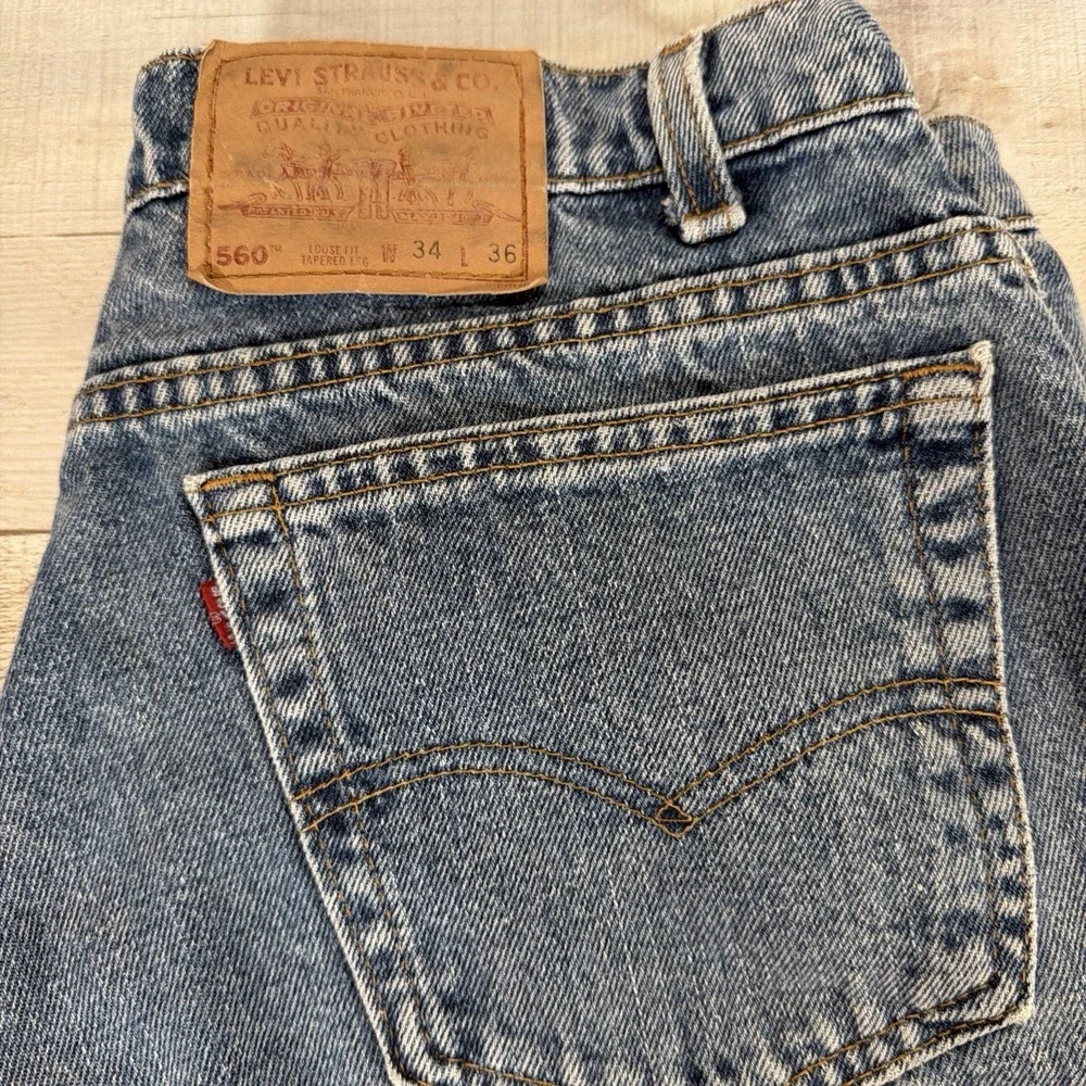 Vintage 90s Levi's 560 Jeans 34x36 Made USA Loose Tapered Red Tab Denim